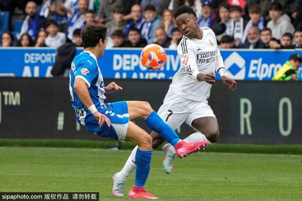 皇冠信用网如何注册_西甲-姆巴佩皇马生涯首染红 卡马文加世界波皇马1-0胜