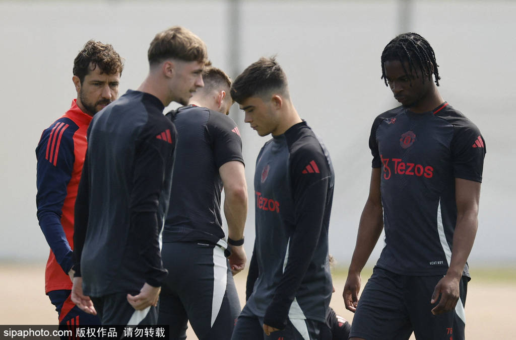 皇冠信用网会员申请_曼联高层地震！拉特克利夫钦点大将“退位”皇冠信用网会员申请，红魔重建再添迷雾？