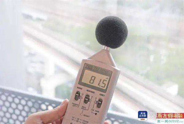 皇冠信用网平台_“深受折磨”皇冠信用网平台，深圳一小区业主纷纷贴“吵”字！有人迟迟不敢入住