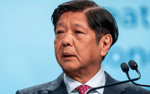 皇冠信用网开号_连撞3次中国海警船皇冠信用网开号，菲律宾得寸进尺，关键时刻，解放军果断出手，这出“碰瓷”闹剧该收场了