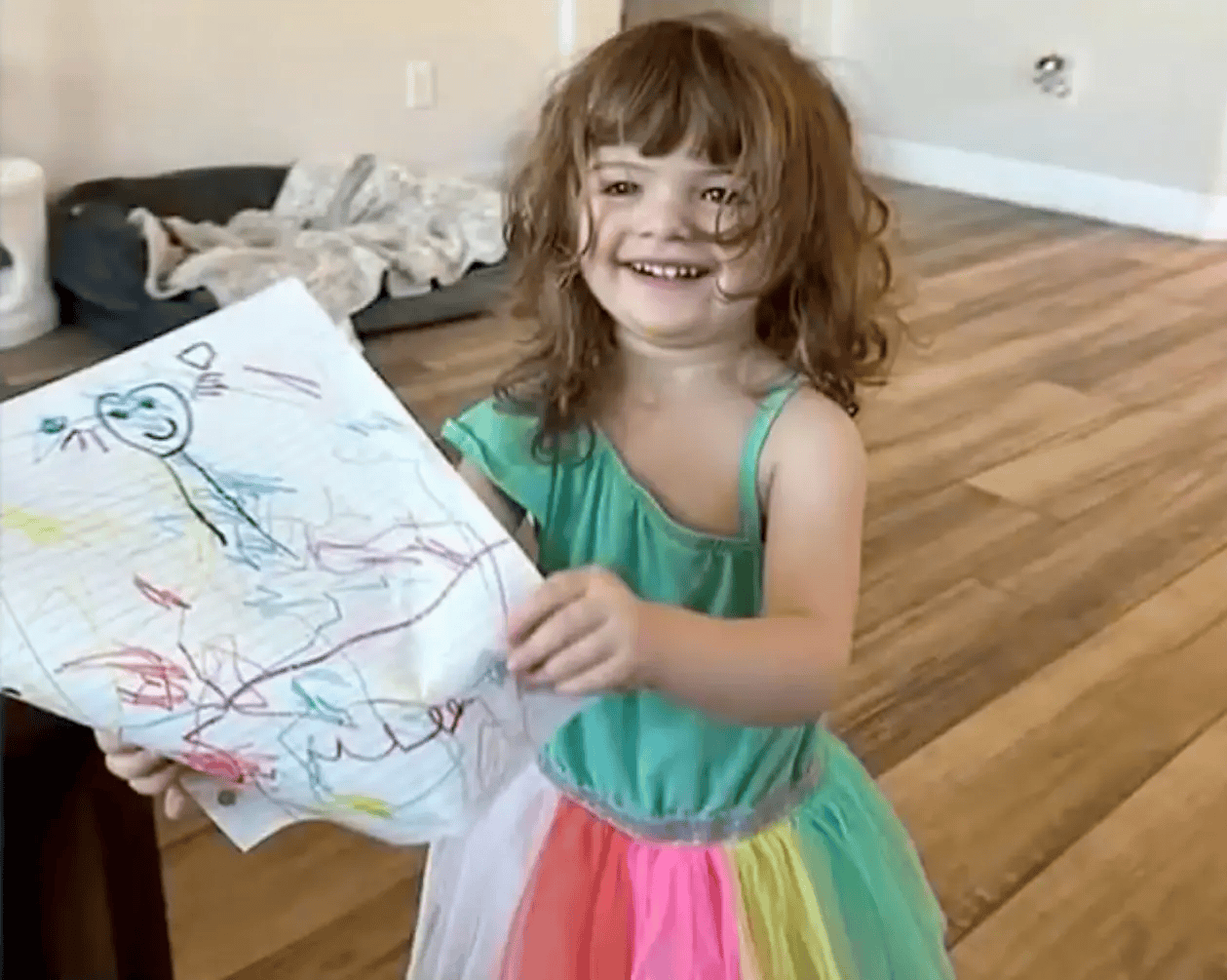 皇冠皇冠信用开户_42℃高温下皇冠皇冠信用开户，美国一父亲在家看片喝酒，将2岁女儿留在车内致身亡，入狱前自杀