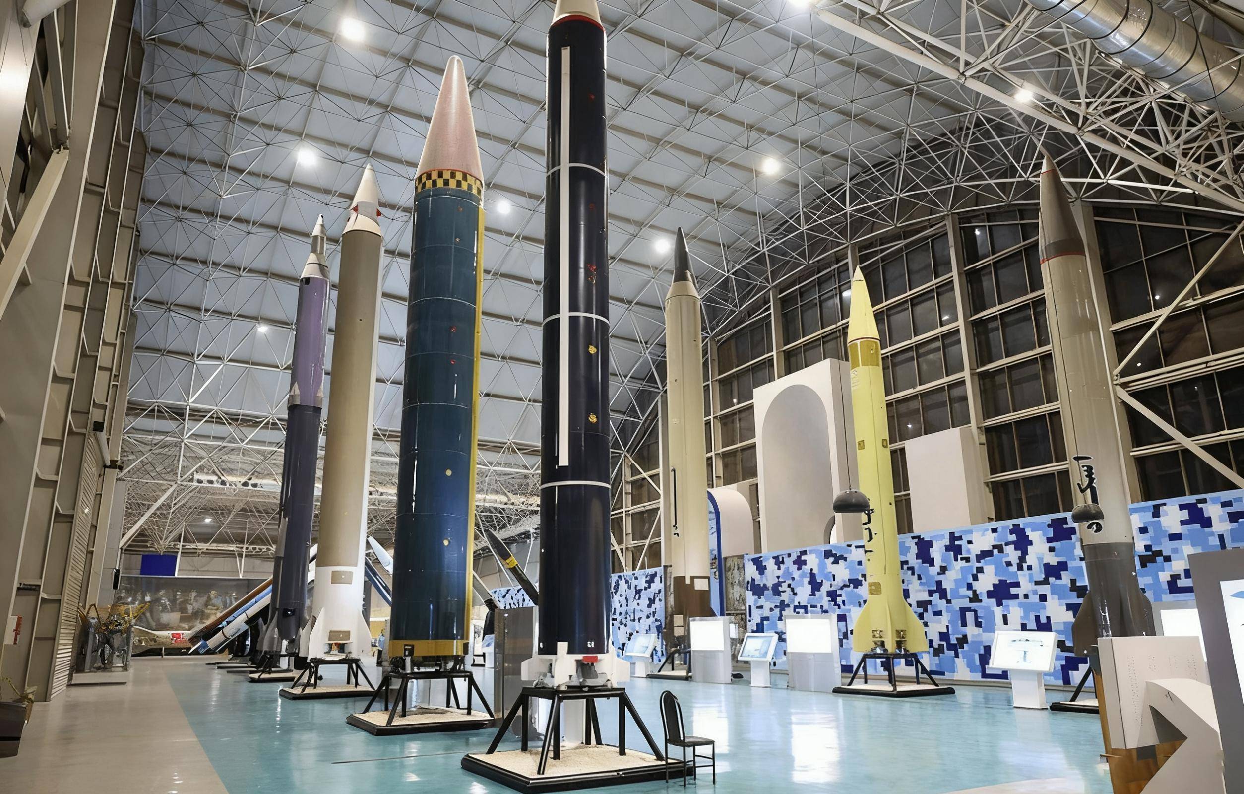 皇冠信用网会员如何申请_2000枚伊朗导弹雨皇冠信用网会员如何申请，以色列将被打穿！如用红旗-9，能挡住美军吗？