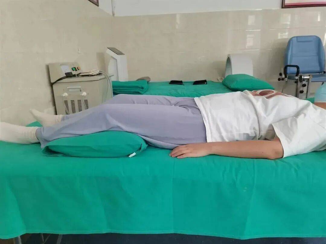 皇冠hga038_一觉醒来皇冠hga038，21岁女生的屁股惨不忍睹！严重或危及生命