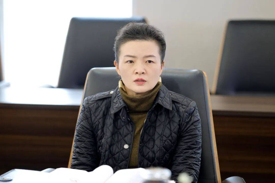 皇冠登3代理申请_江西九江市修水县委副书记、县长刘婕带队赴武汉天源集团考察交流