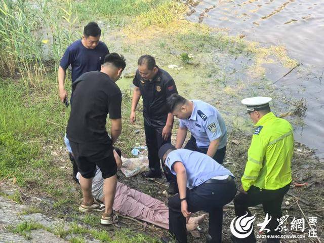 皇冠信用网址_山东枣庄：消防员执行公务途中营救一名跳河女子