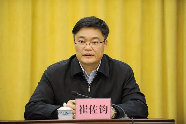 柏雷素尔vs福冈黄蜂_正厅级蓝庆华、崔佐钧柏雷素尔vs福冈黄蜂，任上被查